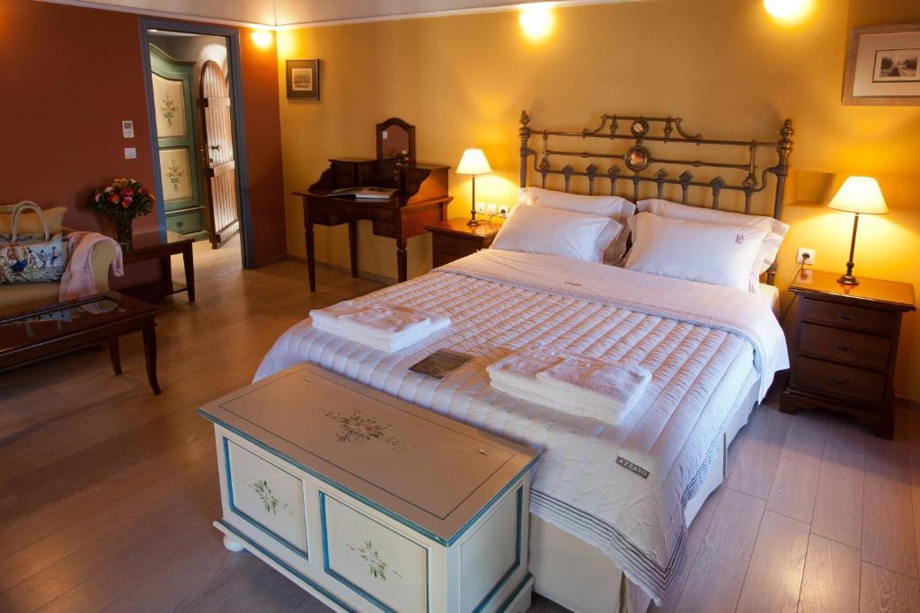 Mavromichalai Hotel Liménion Szoba fotó