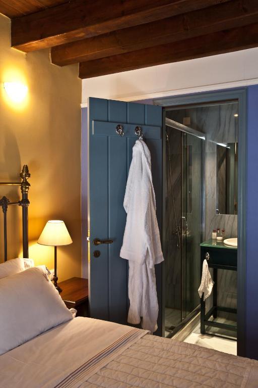 Mavromichalai Hotel Liménion Szoba fotó