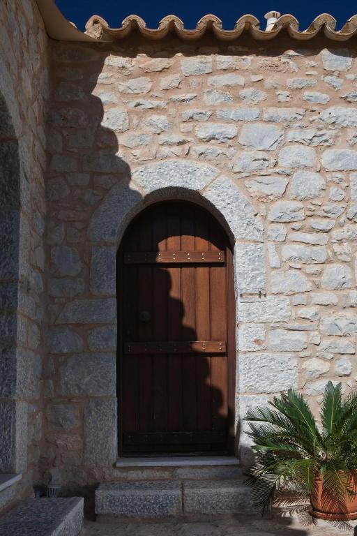 Mavromichalai Hotel Liménion Kültér fotó