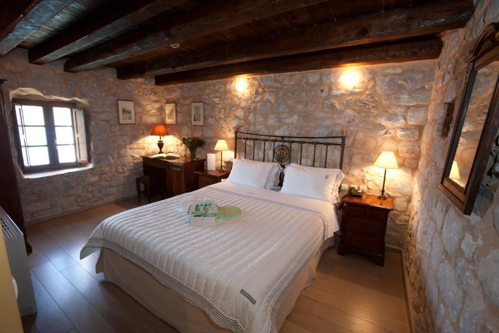 Mavromichalai Hotel Liménion Szoba fotó