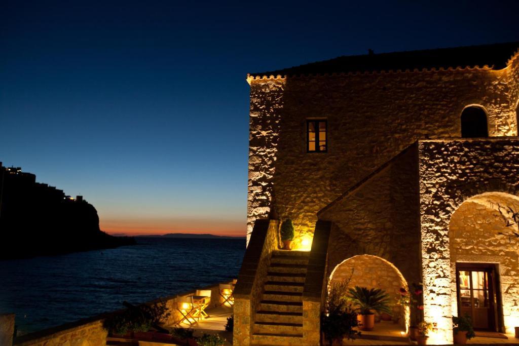 Mavromichalai Hotel Liménion Kültér fotó